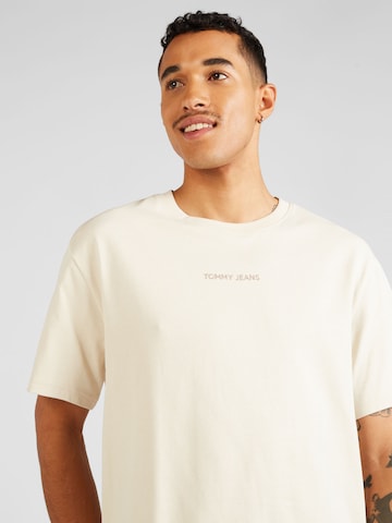 Tommy Jeans T-Shirt 'CLASSICS' in Beige