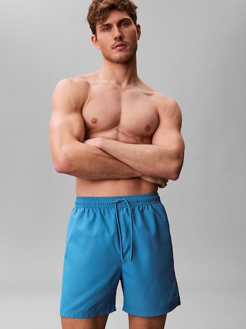 Calvin Klein Swimwear Regular Zwemshorts in Blauw