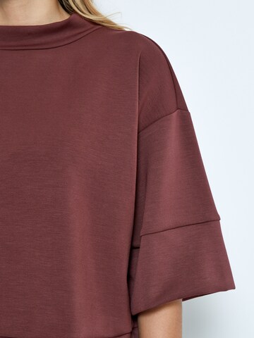 Sweat-shirt 'Dicette' Peppercorn en rouge