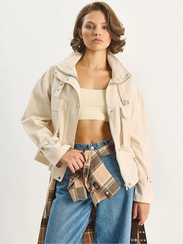 Bianco Lucci Tussenjas in Wit