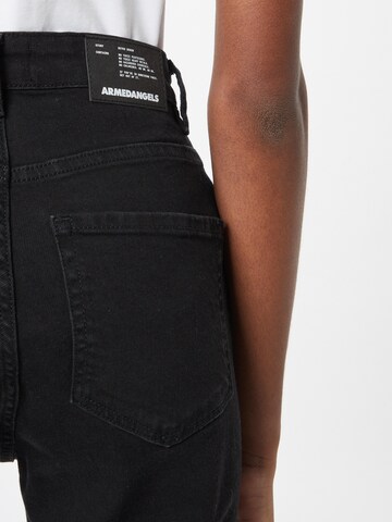 ARMEDANGELS Skinny Jeans 'Inga' in Zwart