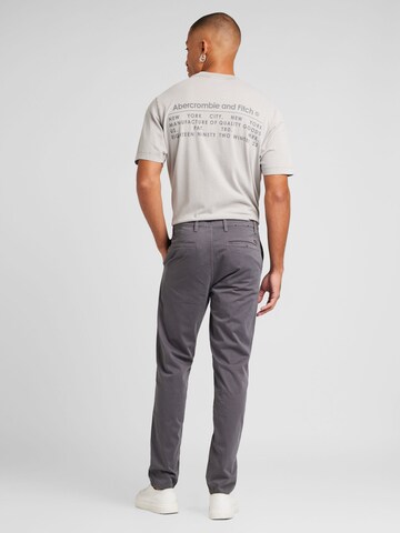 BOSS - Tapered Pantalón chino en gris