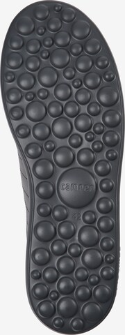 Baskets basses 'Pelotas' CAMPER en gris