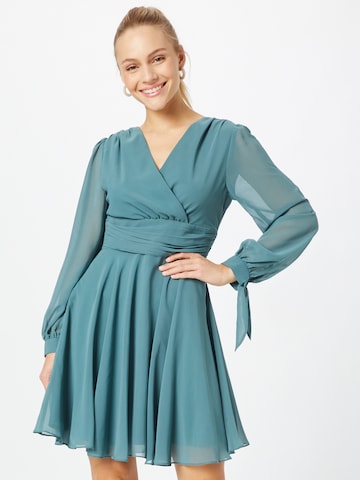 Robe de cocktail SWING en vert : devant