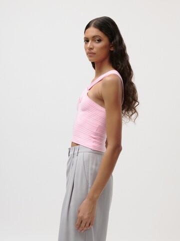 Top brodat 'Connie' de la LeGer by Lena Gercke pe roz