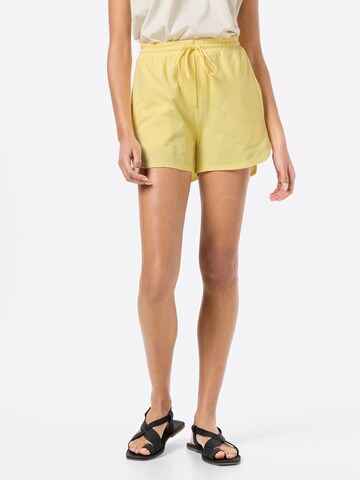 hessnatur Pants in Yellow: front