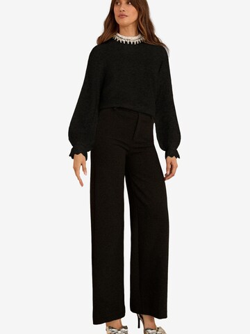 Pull-over love & roses en noir : devant