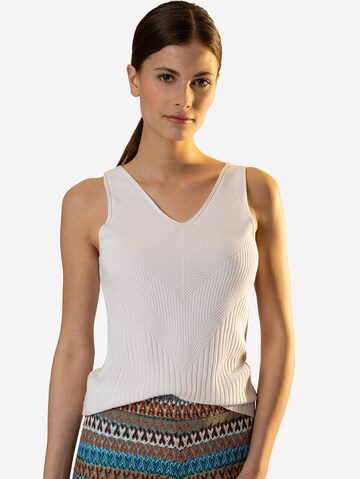 MORE & MORE Knitted top in White: front