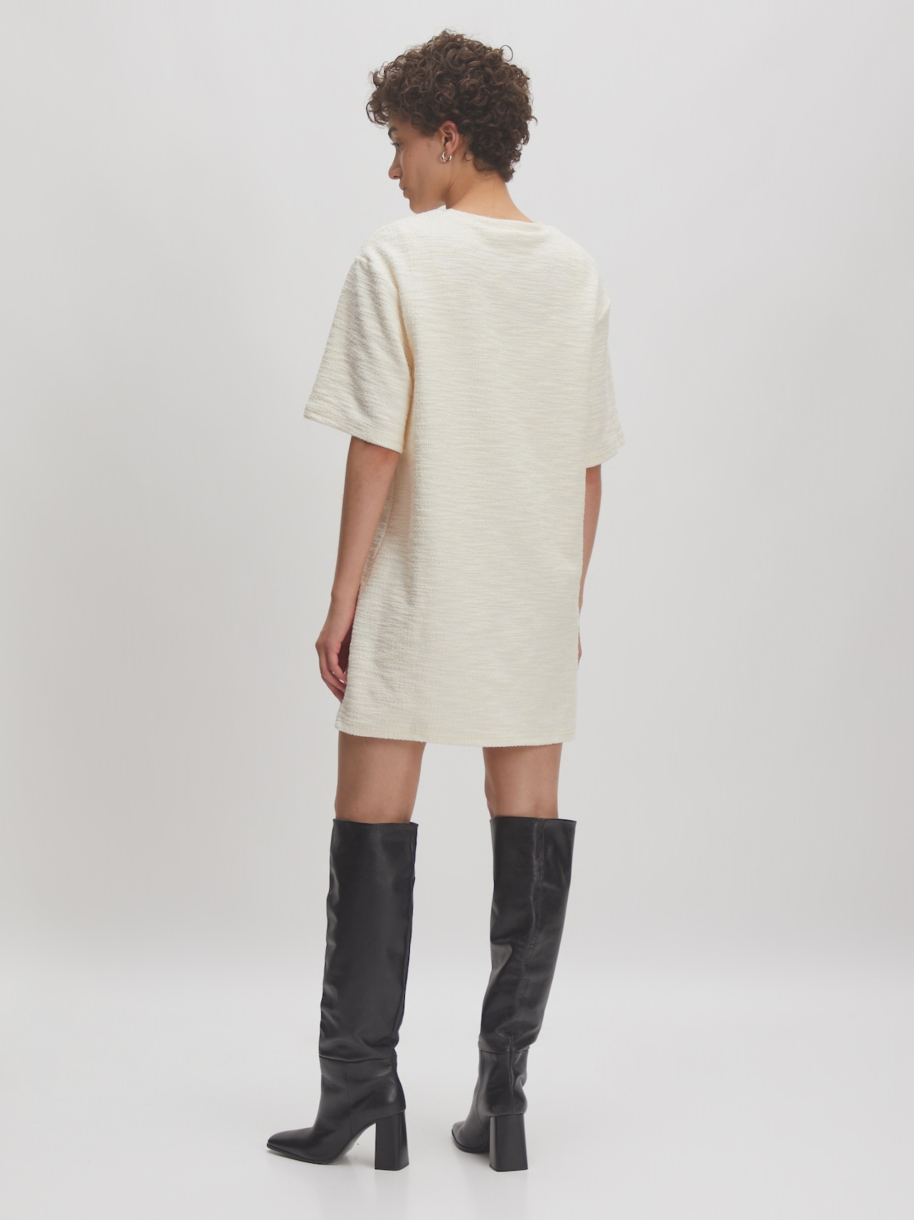 EDITED Produkte Kleid 'Karline' beige