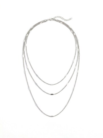 Nemomatheo Necklace 'Invisible Layers – Dreifache Feingliederkette' in Silver: front