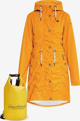 Schmuddelwedda Raincoat in Yellow: front