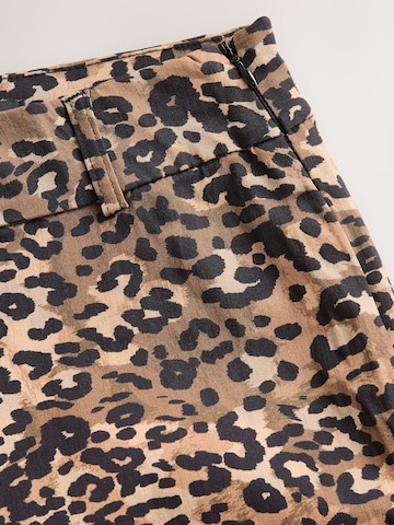 Next - regular Pantalón en marrón