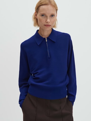 Someday Neulepaita 'Tineki' värissä sininen: etupuoli