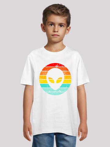 F4NT4STIC Shirt 'Alien Retro Sonnenuntergang' in Wit: voorkant