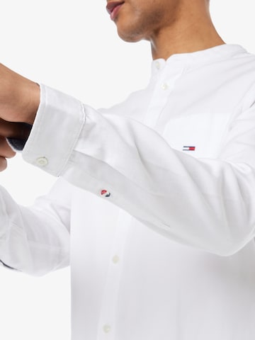 Tommy JeansRegular Fit Košulja 'SOLID MAO' - bijela boja