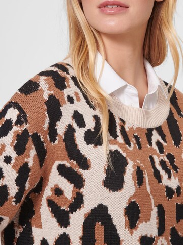 MADELEINE Trui in Beige