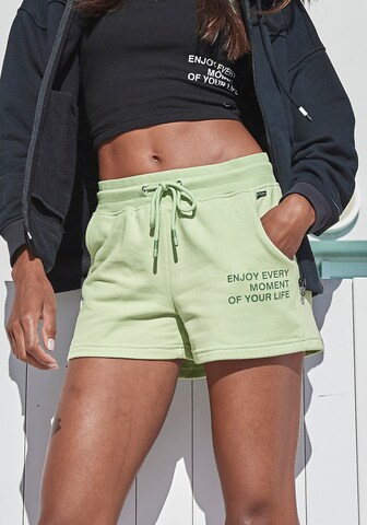 BUFFALO Regular Pants in Green: front