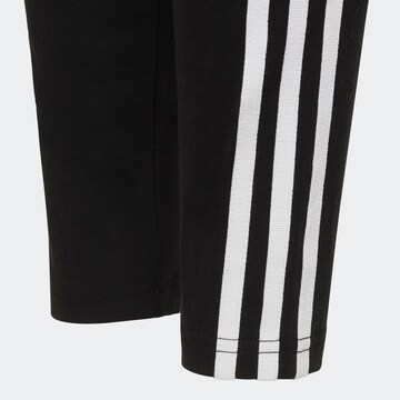 Skinny Leggings 'Adicolor' di ADIDAS ORIGINALS in nero