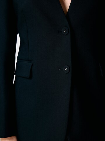 adl Blazer in Black