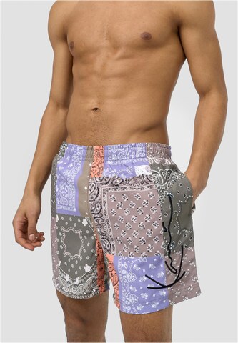 regular Pantaloni di Karl Kani in colori misti: frontale