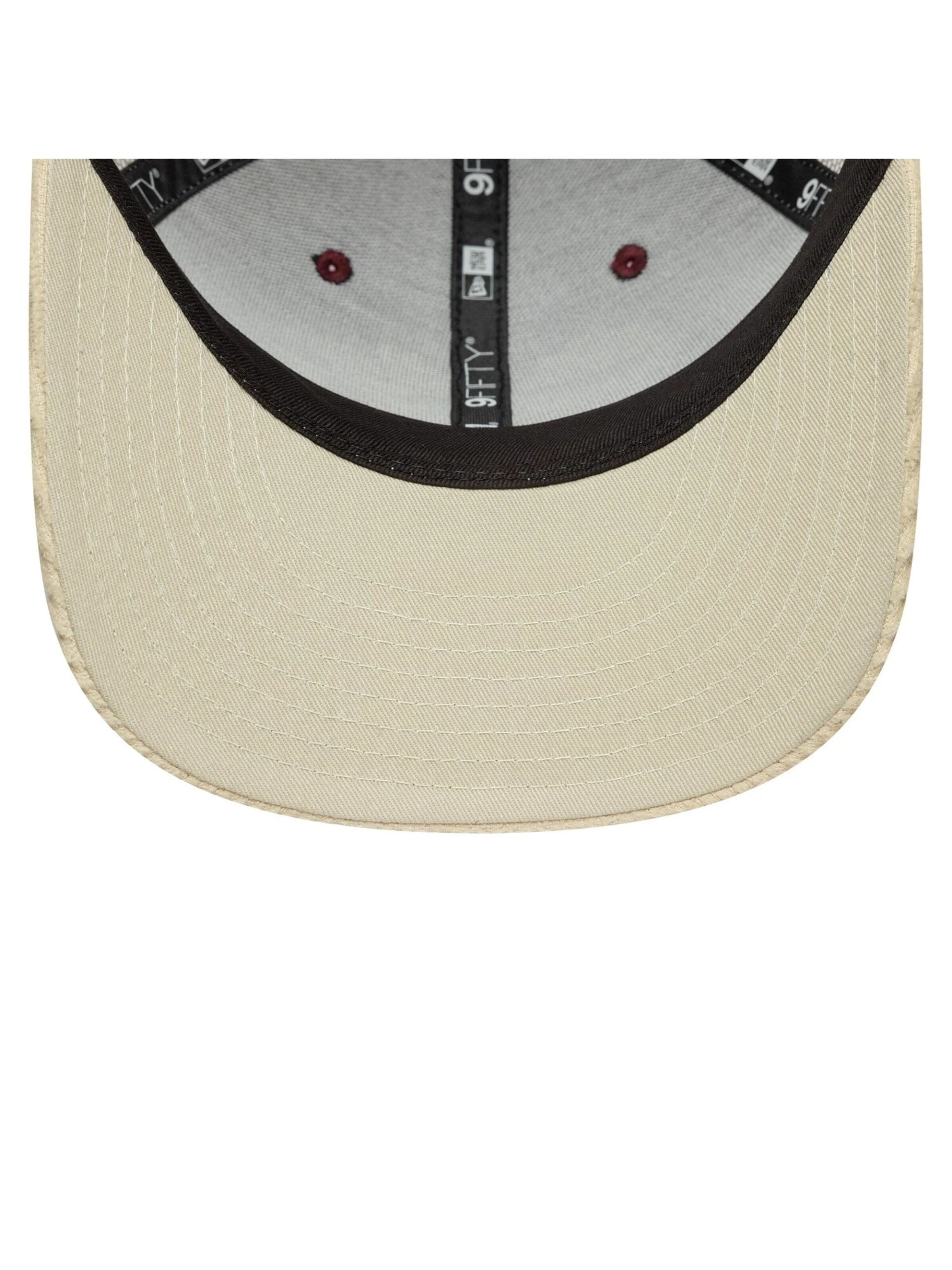 NEW ERA Cap '9FIFTY Complete Steak Dinners' in Red