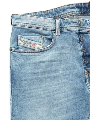 DIESEL Tapered Jeans 'BUSTER-X'‌‌‌‌‌‌‌ in Blau