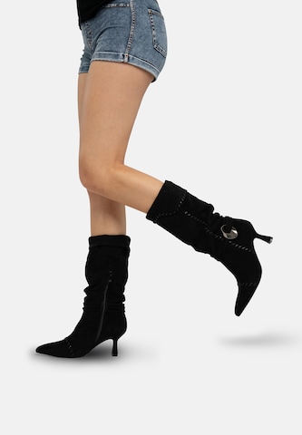 Salinyang Cowboy boot in Black