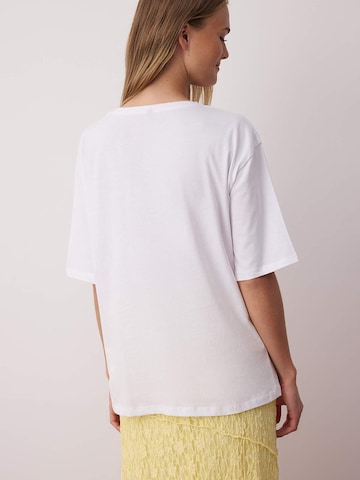 Trendyol Shirt in Beige