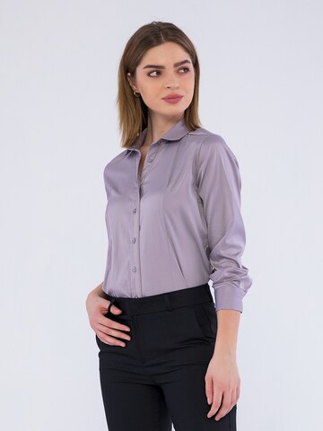 Basics and More Blouse ' Abby ' in Purple