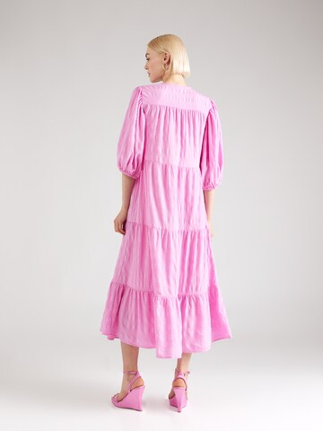 SAINT TROPEZ Sukienka 'Damaris' w kolorze różowy