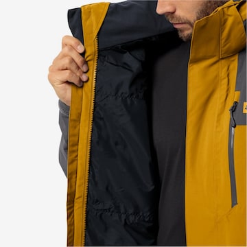 JACK WOLFSKIN Performance Jacket in Yellow