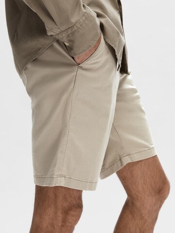 SELECTED HOMME Slimfit Shorts in Grau