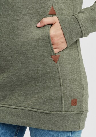 Oxmo Sweatshirt 'Vicky' in Grün