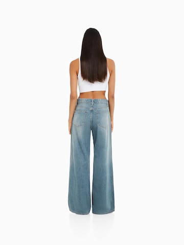 Bershka Wide Leg Jeans i blå