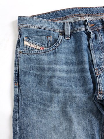 Regular Jean 'Light & Supersoft MARKEE R68DX' DIESEL en bleu