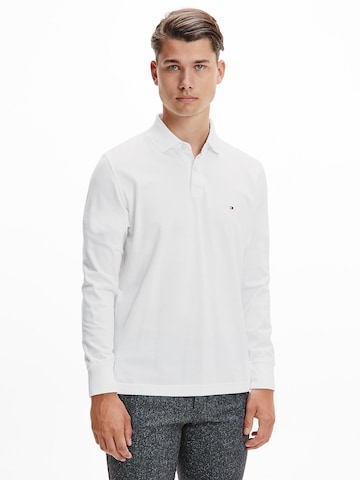 T-Shirt TOMMY HILFIGER en blanc : devant