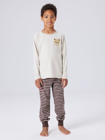 Pijamale de la NAME IT pe bej