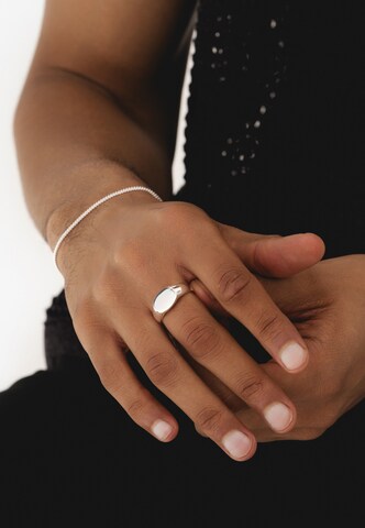 Commen Lines Ring in Zilver: voorkant