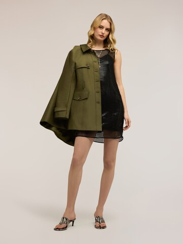 Robe MOTIVI en noir