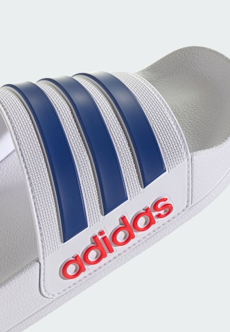 Claquettes / Tongs 'Adilette' ADIDAS SPORTSWEAR en blanc