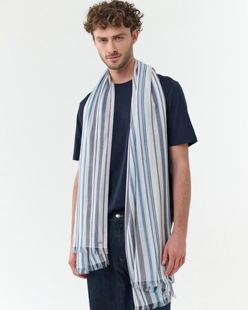 bugatti Schal in Grau: Vorderseite