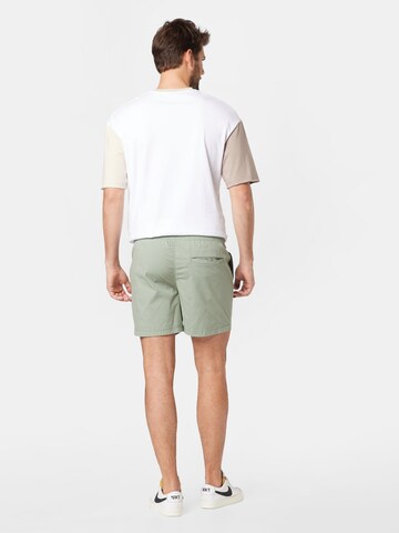 HOLLISTER Regular Trousers in Green