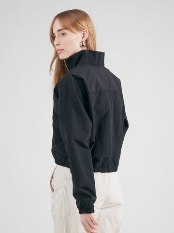 Giacca di mezza stagione 'Everything' di Nike Sportswear in nero