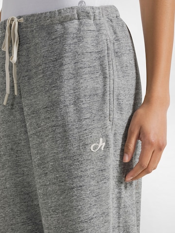 DEHA Regular Sports trousers in Grey
