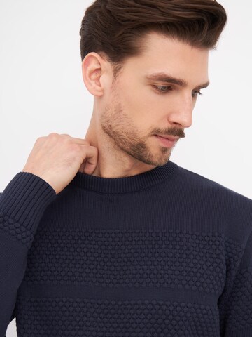 CLIPPER Pullover in Blau