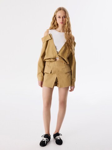 Twist Blouse in Bruin: voorkant