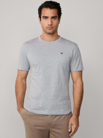 Hackett London T-Shirt in Grau: Vorderseite