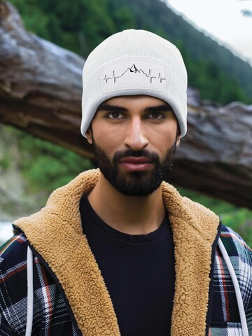 Youth Designz Beanie 'Heartbeat Mountain' in White