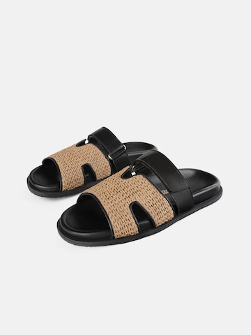 L37 HANDMADE SHOES - Zapatos abiertos 'NOT MY PROBLEM' en negro