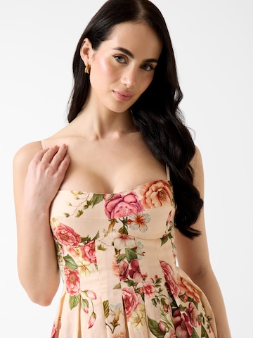 GUESS - Vestido de gala 'BRIA' en rosa